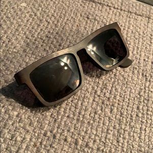 100% wood sunglasses